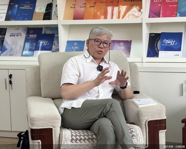 配资低息炒股配资门户 2025深蓝智库 ｜ 专访北京房地产业协会副会长兼秘书长陈志：政策引领“好房子”价值重构，房地产进入品质发展新周期